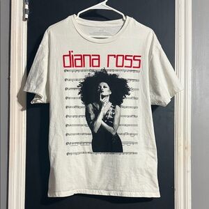 Diana Ross Short Sleeve Tee Shirt Size: XS/S